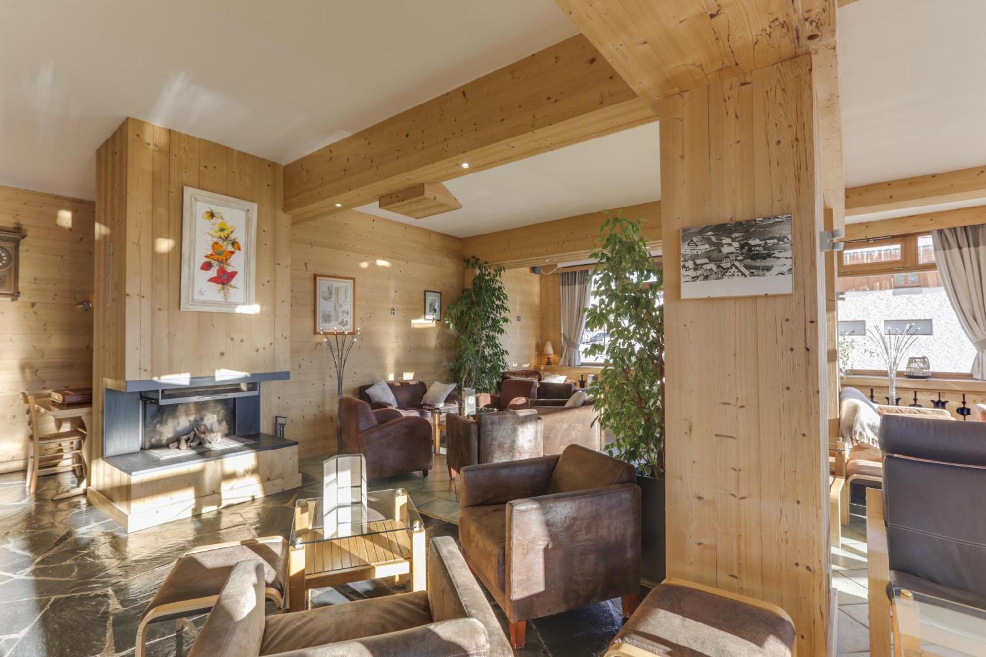 Le Castillan Alpe d'Huez Exteriör bild