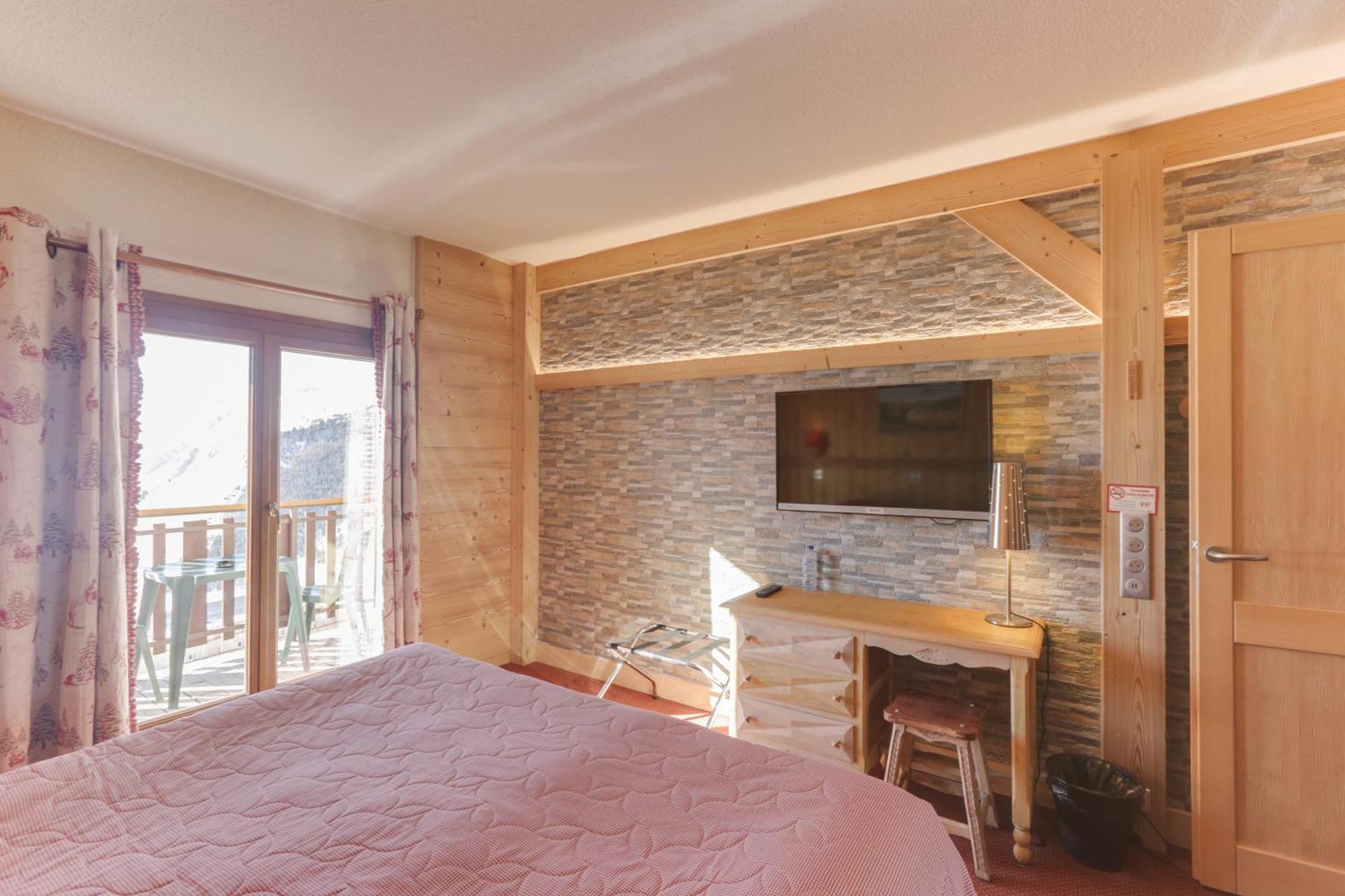 Le Castillan Alpe d'Huez Exteriör bild