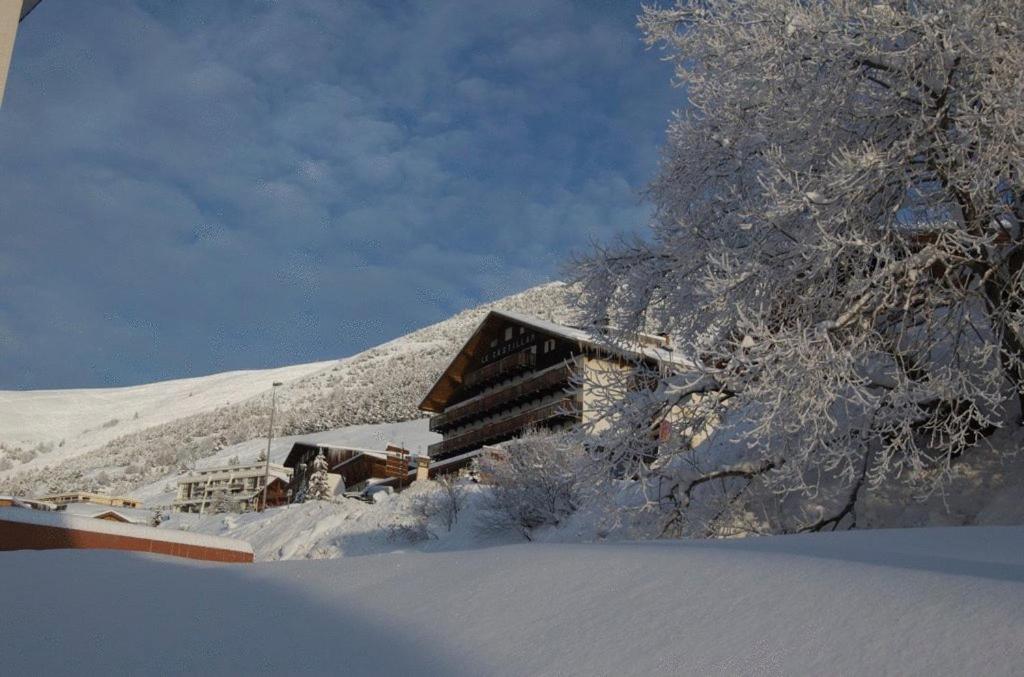 Le Castillan Alpe d'Huez Exteriör bild