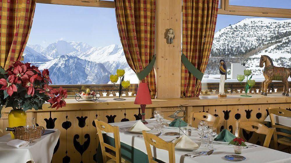 Le Castillan Alpe d'Huez Exteriör bild