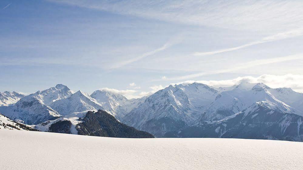 Le Castillan Alpe d'Huez Exteriör bild