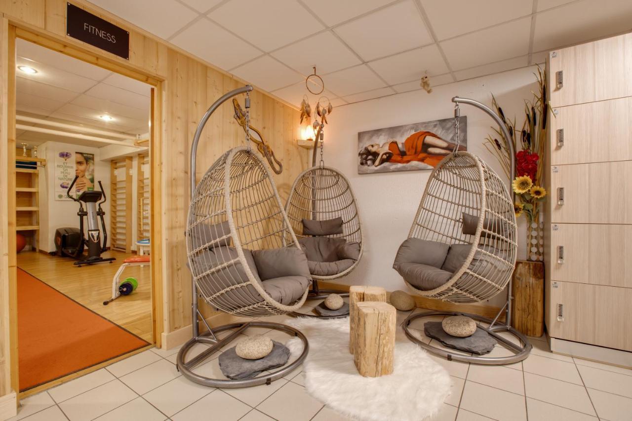 Le Castillan Alpe d'Huez Exteriör bild